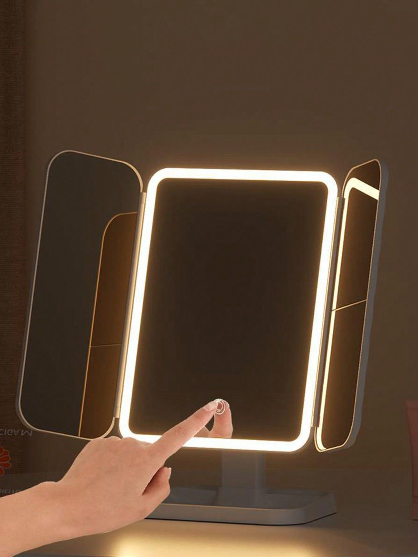 Trifold LED Makeup
Mirror